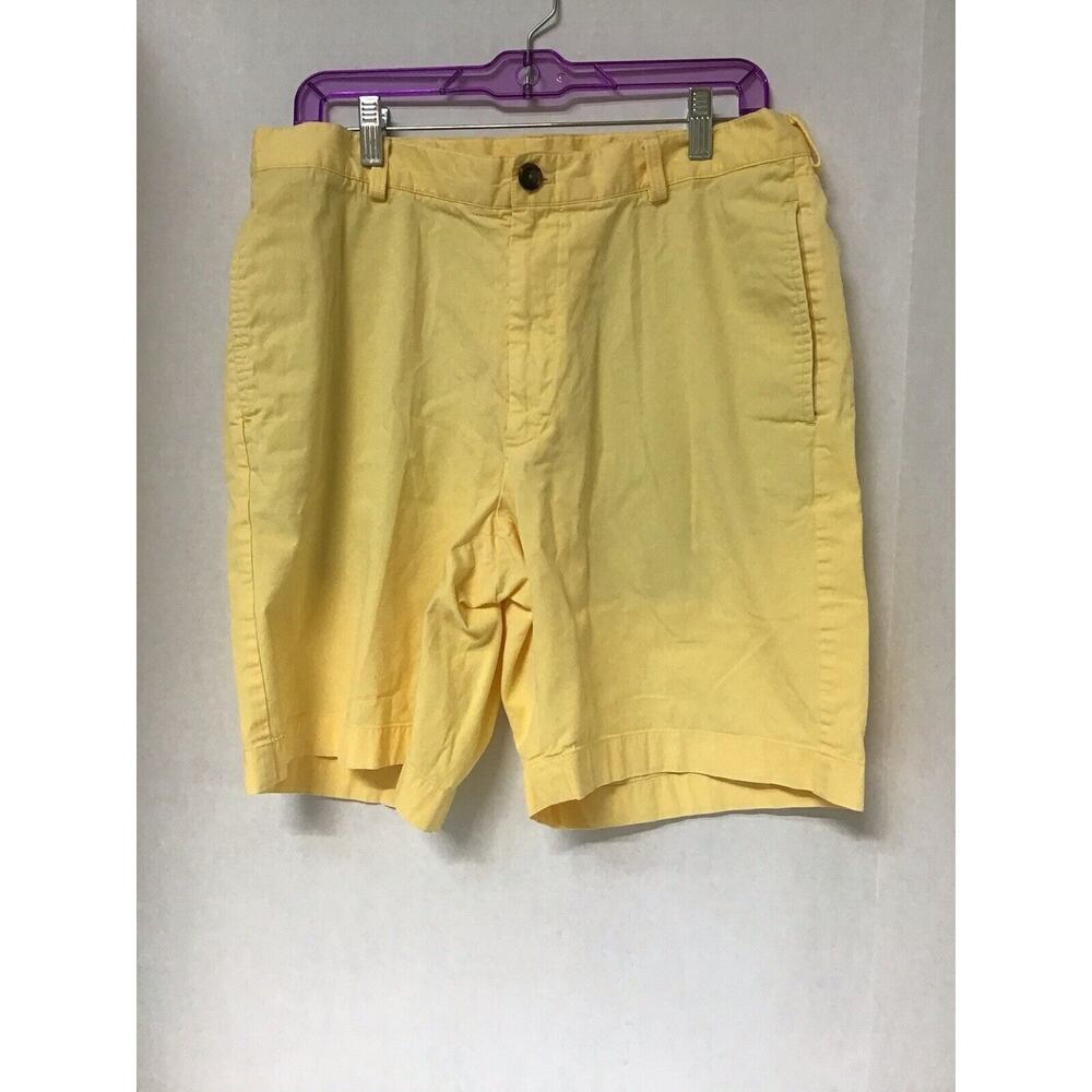 Brooks Brothers 346 Shorts Men's Sz 35 x 8.5 Yellow Cotton‎ Bermuda Flat Front